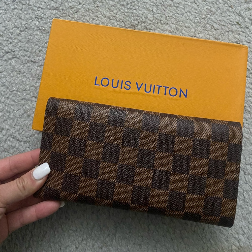 Wallet - Picture 2 of 3